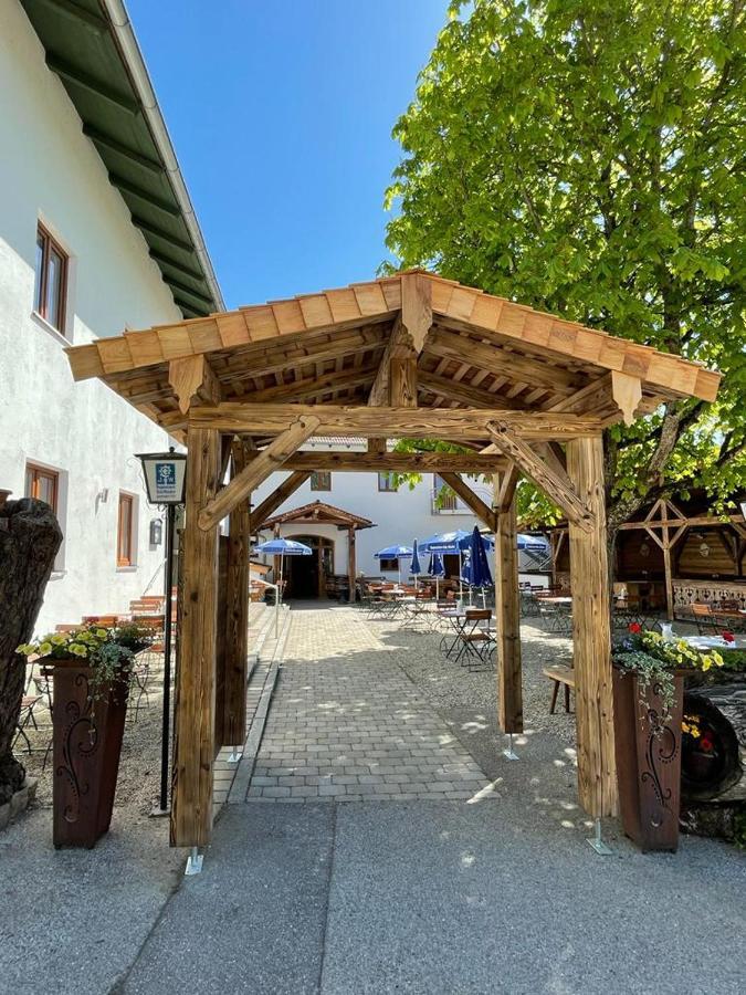 Landgasthaus Zur Linde Pleiskirchen Eksteriør billede